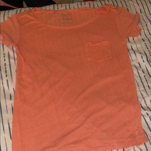 American Eagle tee